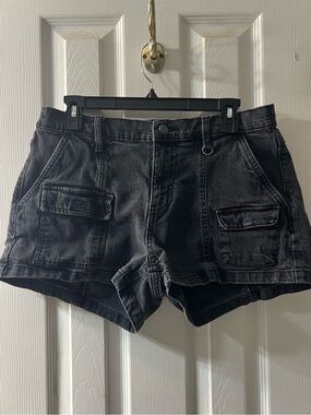 Wild Fable Women’s Medium Black Utility Cargo Mid Rise Denim Shorts